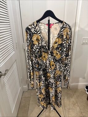 Black, White & Gold Floral Long Sleeve Dress